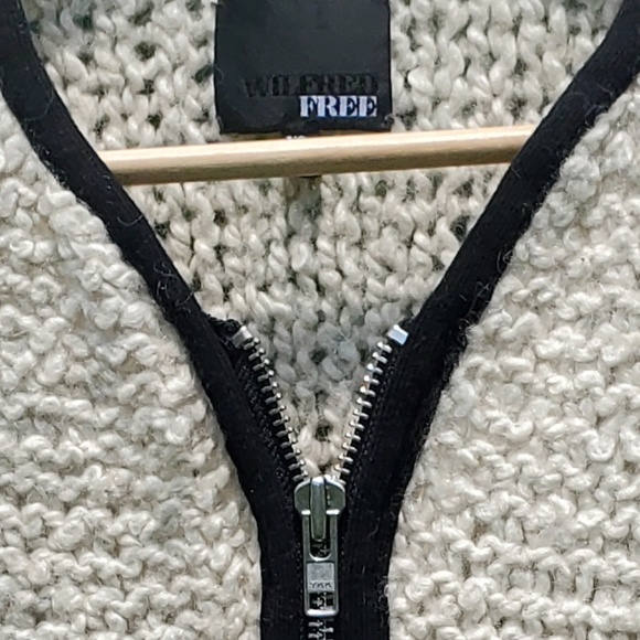 ♻️DONATED ♻️ FREE WILFRED  ALPACA | MERINO CHUNKY KNIT SWEATER - Picture 5 of 6